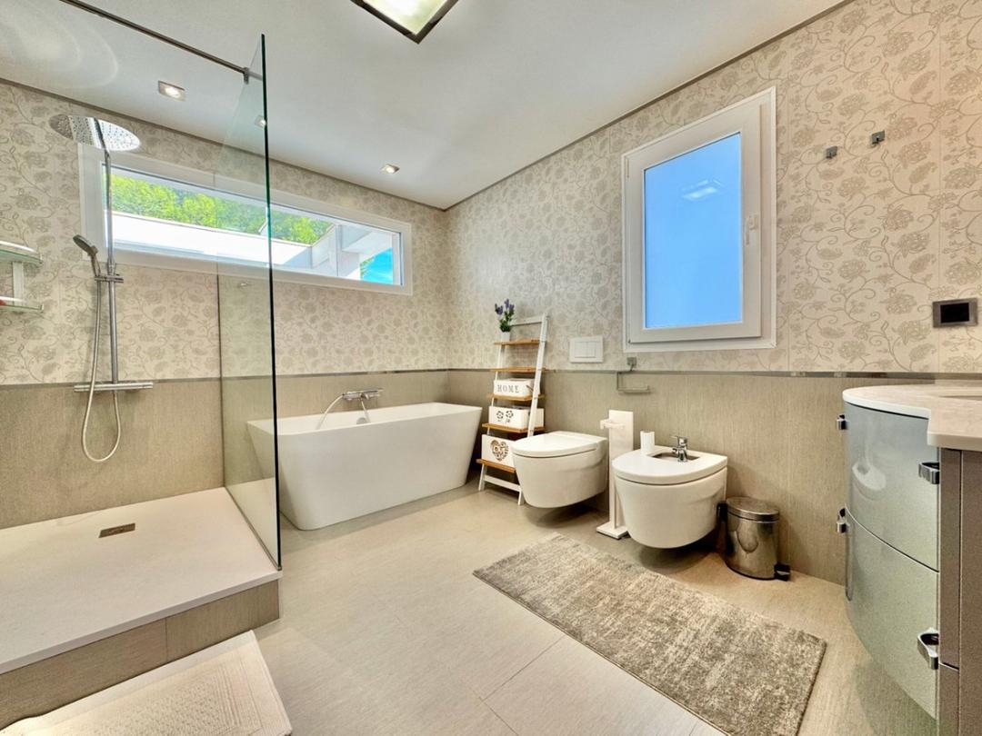 property gallery image 15