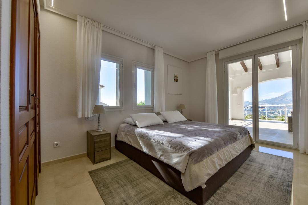 property gallery image 33