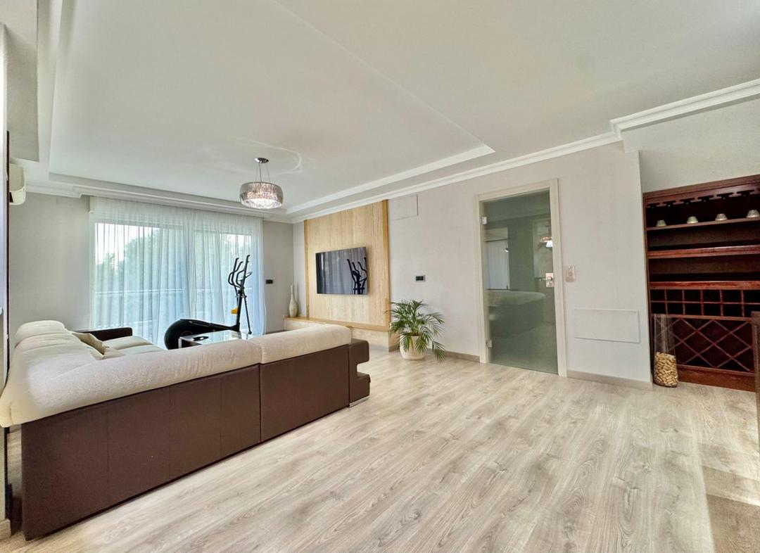 property gallery image 9