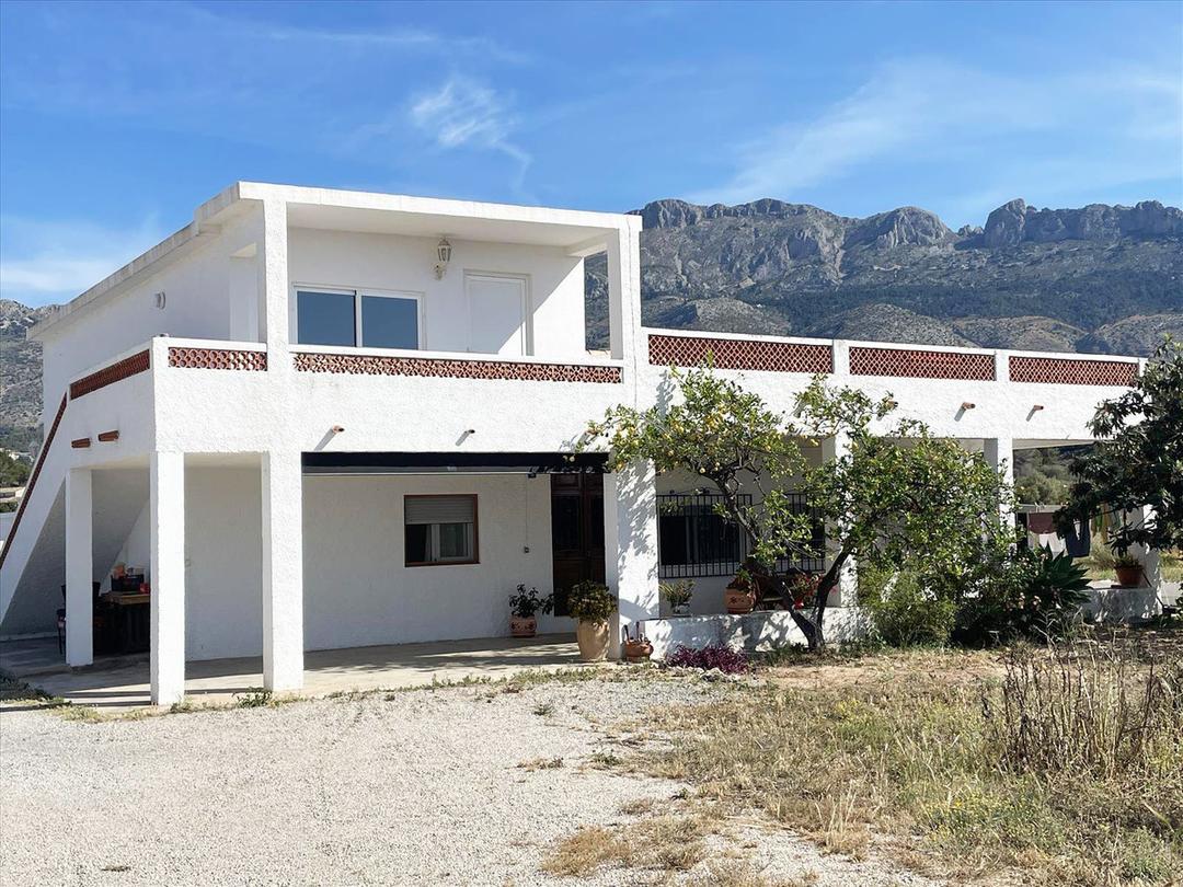 property gallery image 3