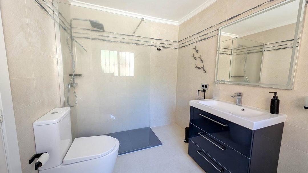 property gallery image 33