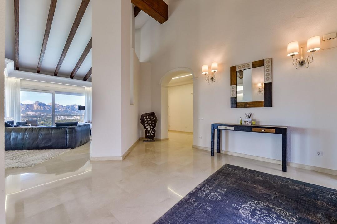 property gallery image 8
