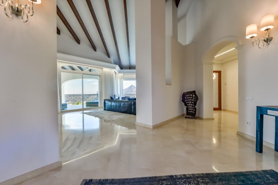 property gallery image 7
