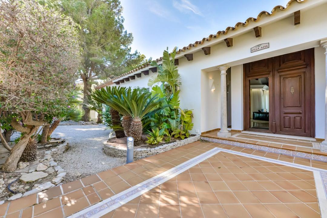property gallery image 3