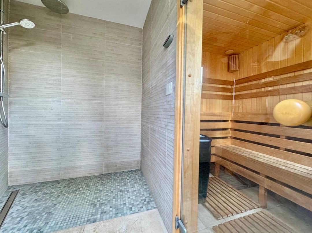 property gallery image 40