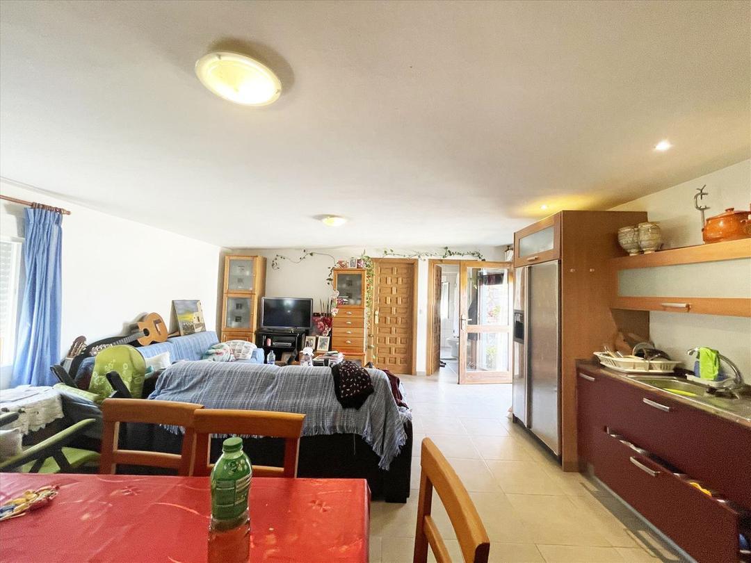 property gallery image 25