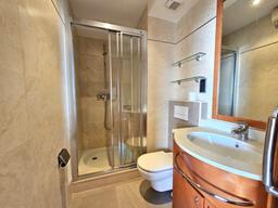 property gallery image 7