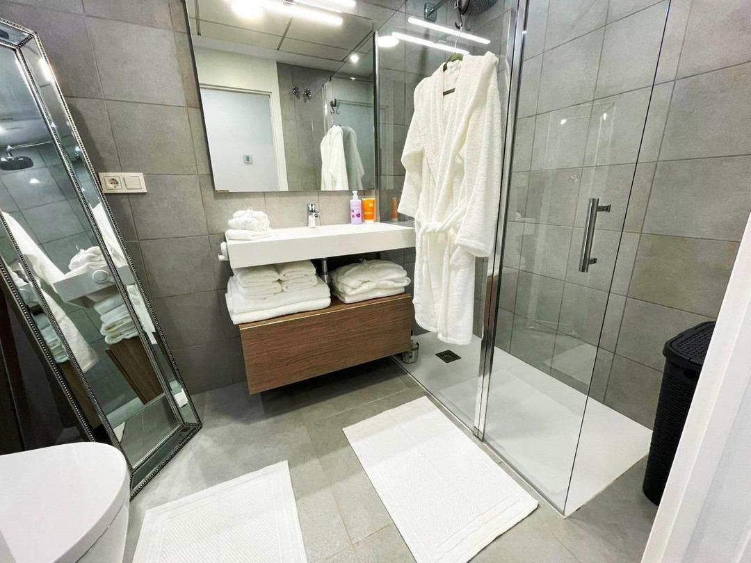 property gallery image 12