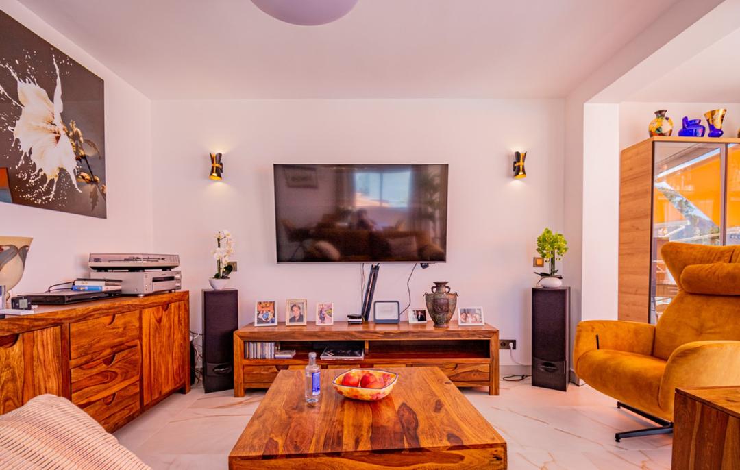 property gallery image 2