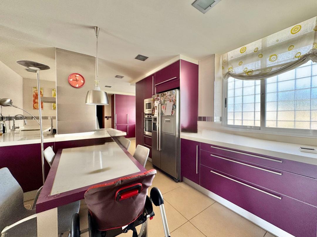 property gallery image 3