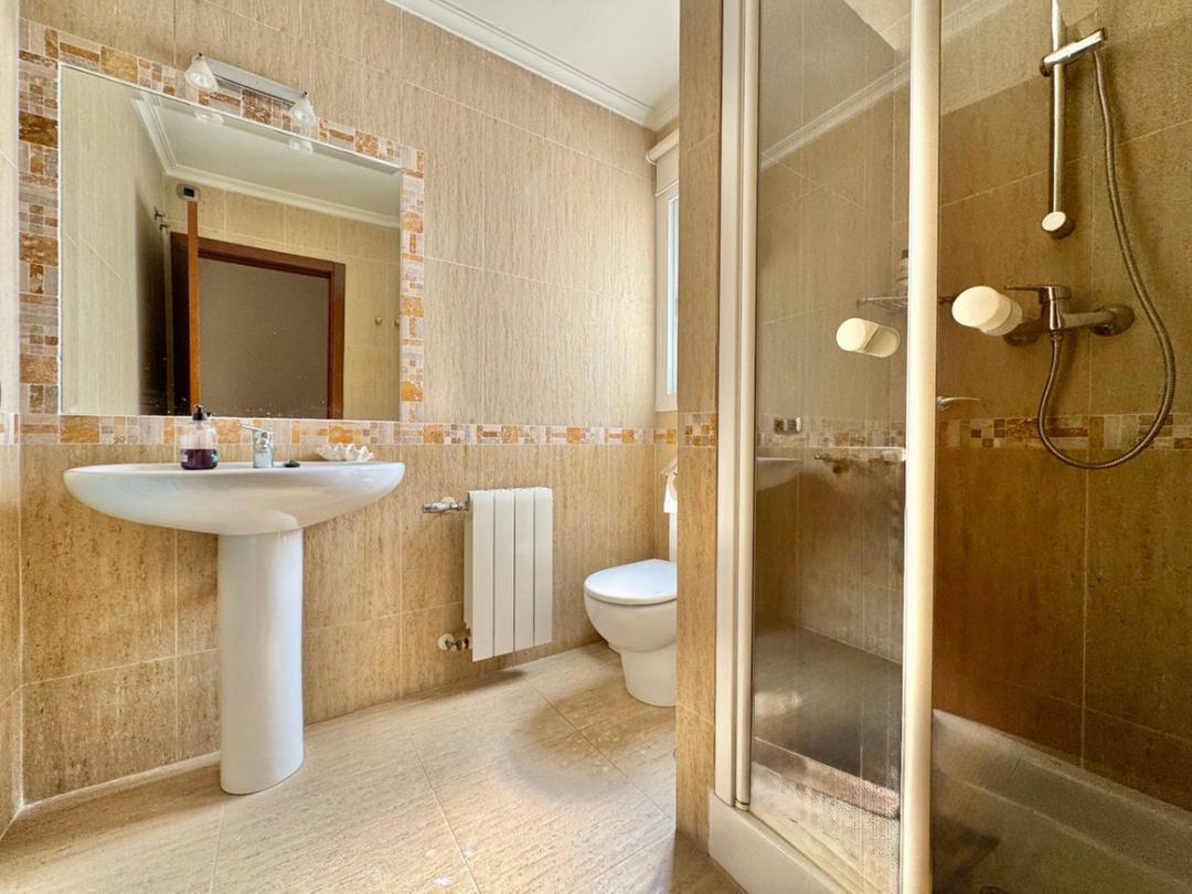 property gallery image 12