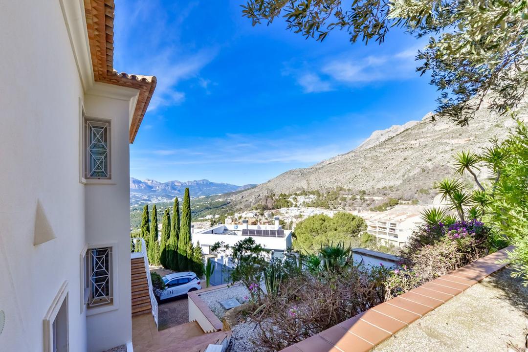 property gallery image 6