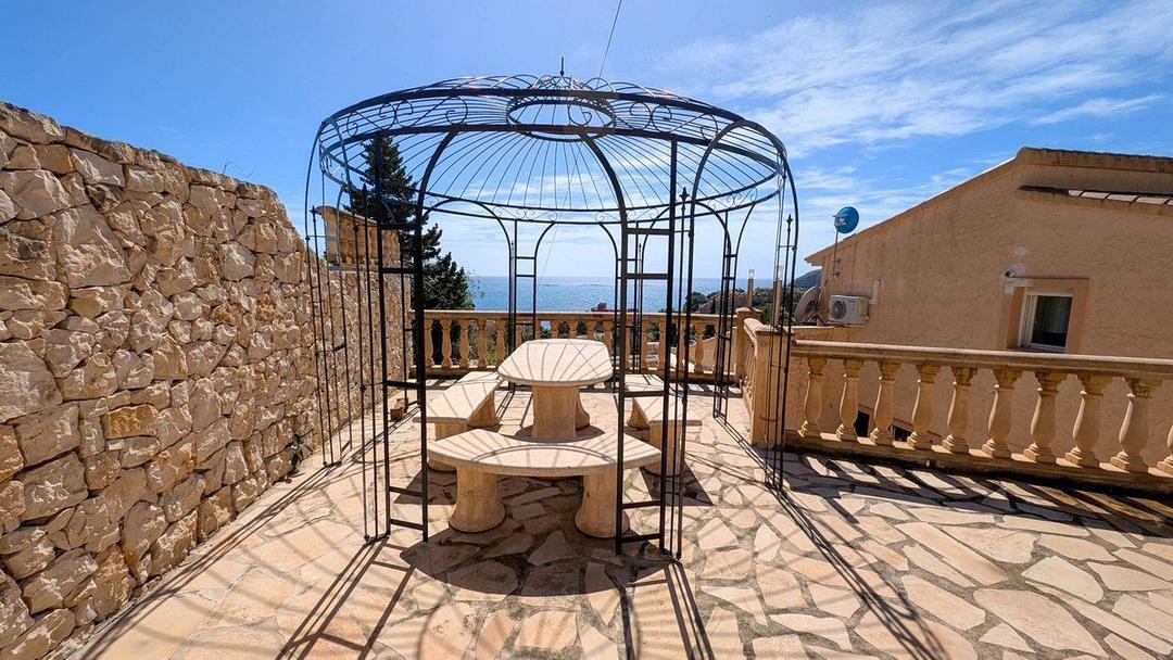 property gallery image 40