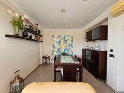 property gallery image 2