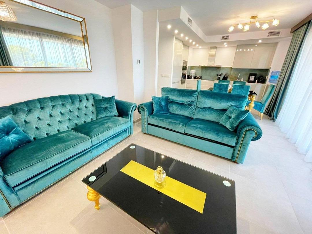 property gallery image 1