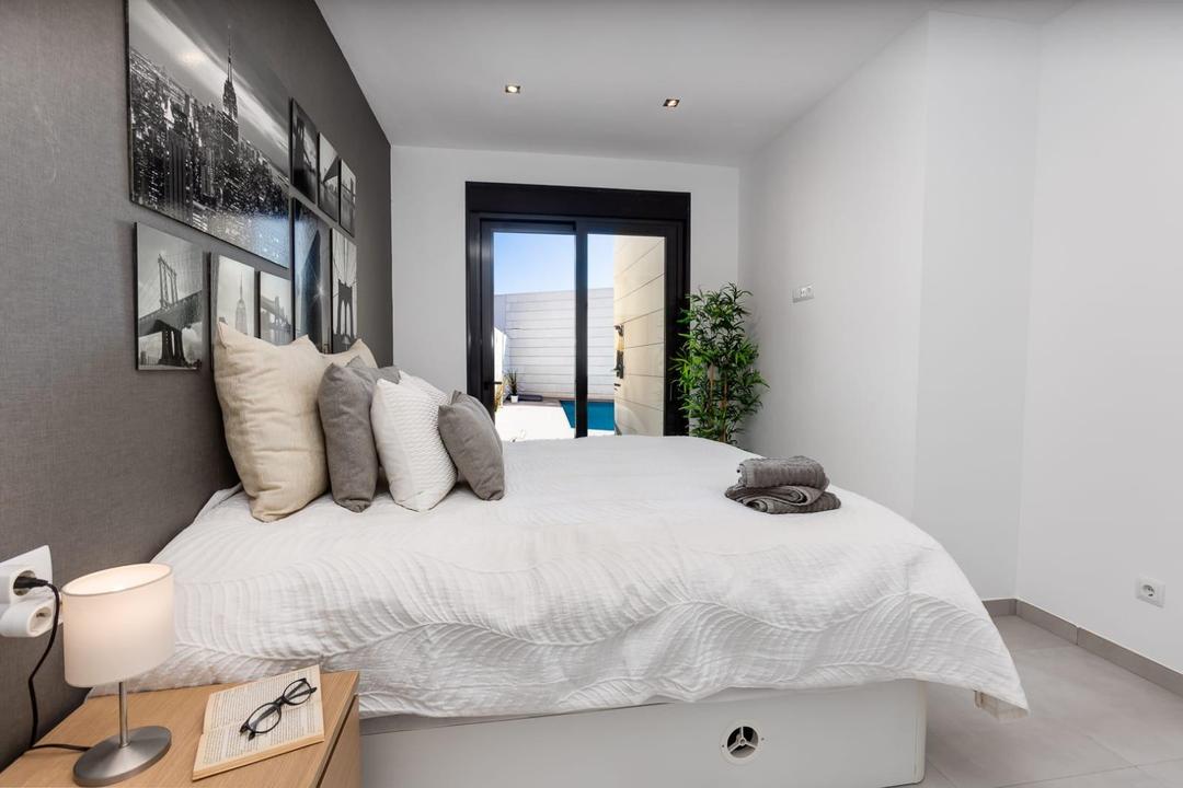 property gallery image 36