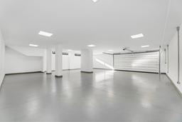 property gallery image 11