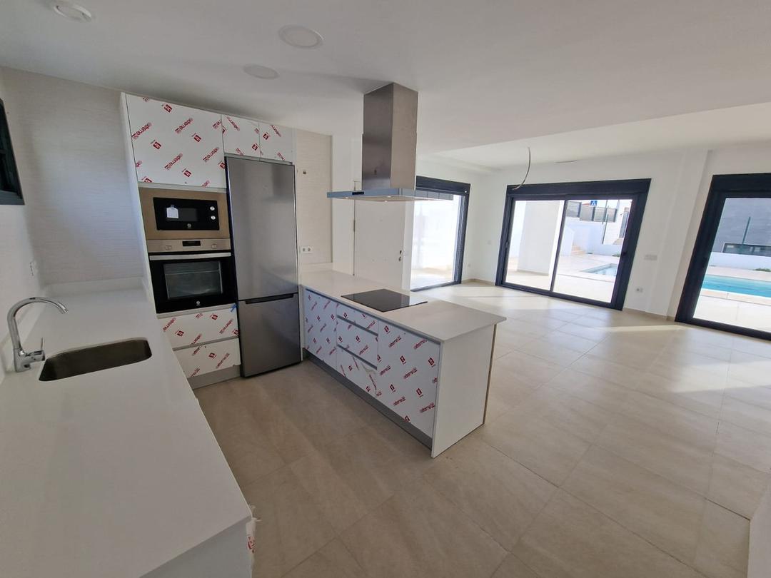 property gallery image 4