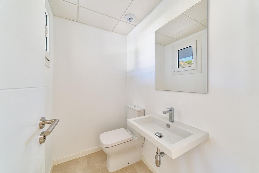 property gallery image 13