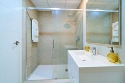 property gallery image 17