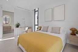 property gallery image 15