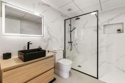 property gallery image 6