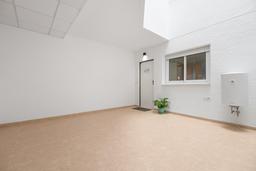 property gallery image 11