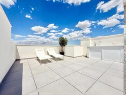 property gallery image 4