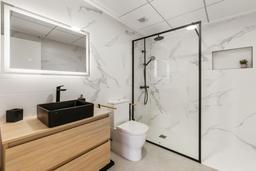 property gallery image 16