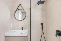 property gallery image 25