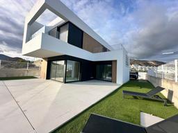 property gallery image 3
