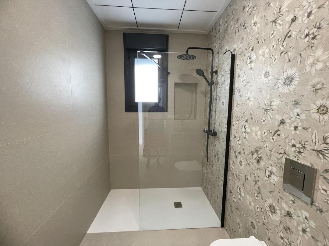 property gallery image 16