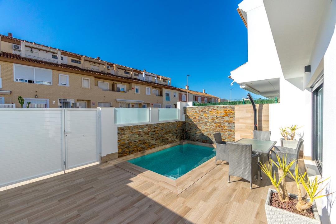 property gallery image 13