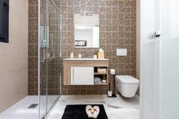 property gallery image 18