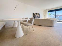 property gallery image 4