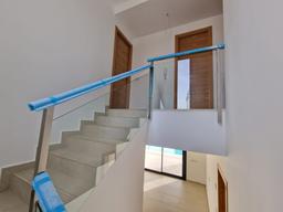 property gallery image 16