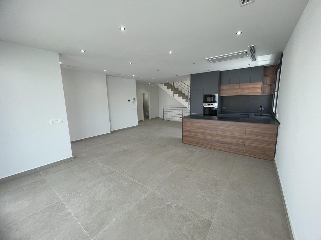 property gallery image 6