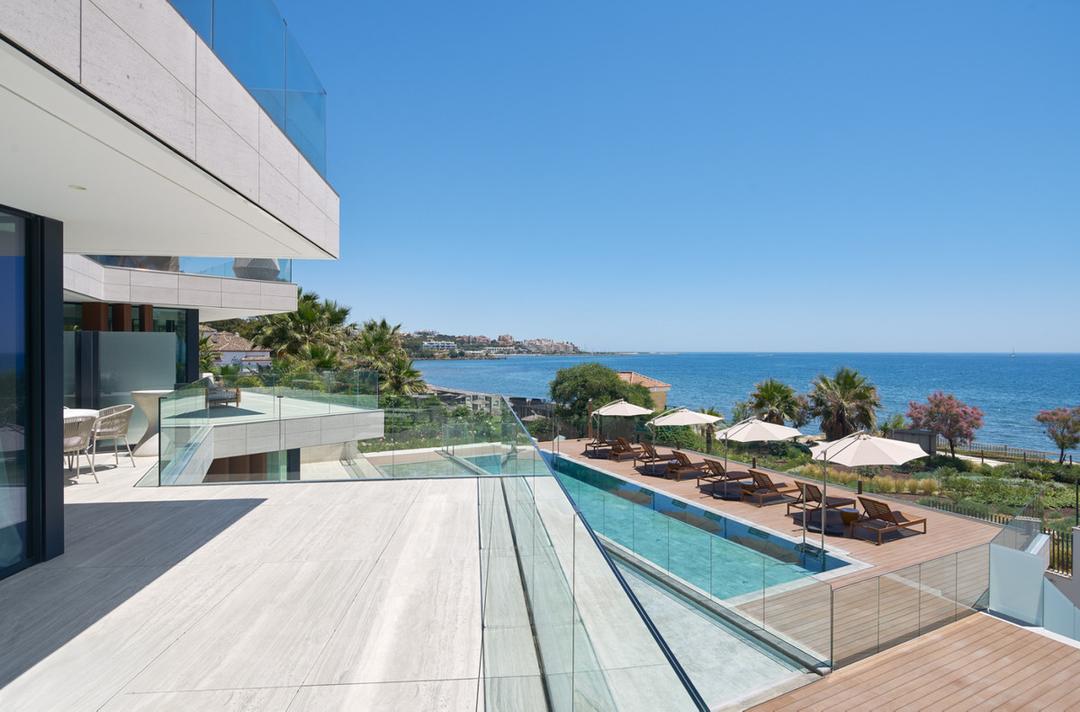 property gallery image 1