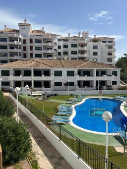 property gallery image 1