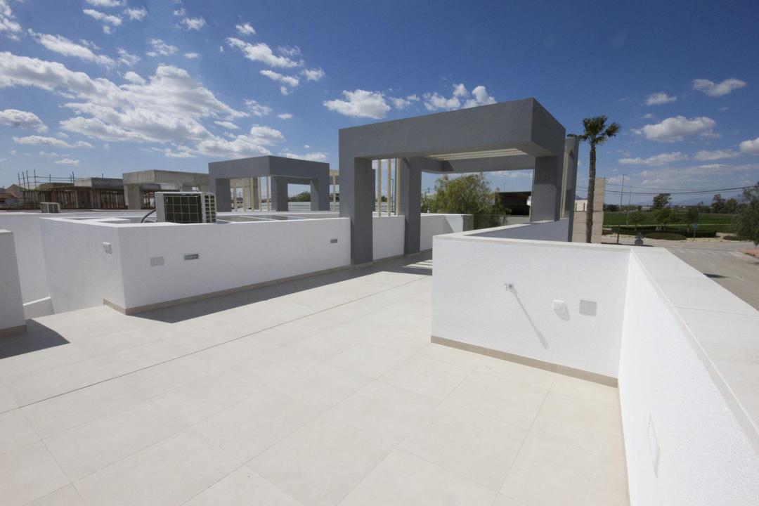 property gallery image 16