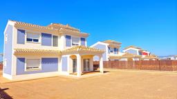 property gallery image 2