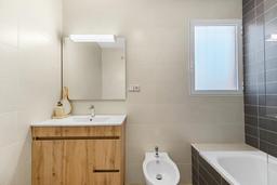 property gallery image 38