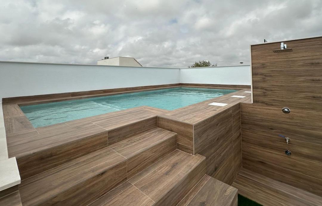 property gallery image 2