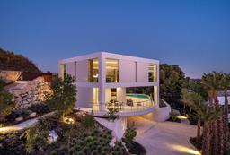 property gallery image 10