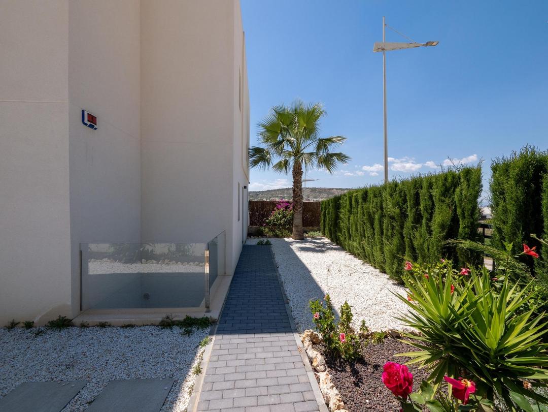 property gallery image 6