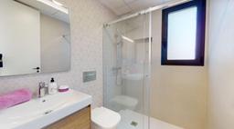 property gallery image 3