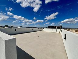 property gallery image 5