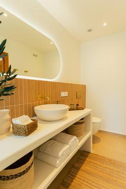 property gallery image 11