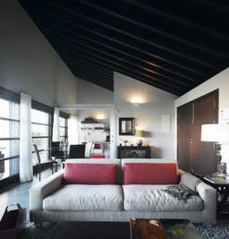 property gallery image 2