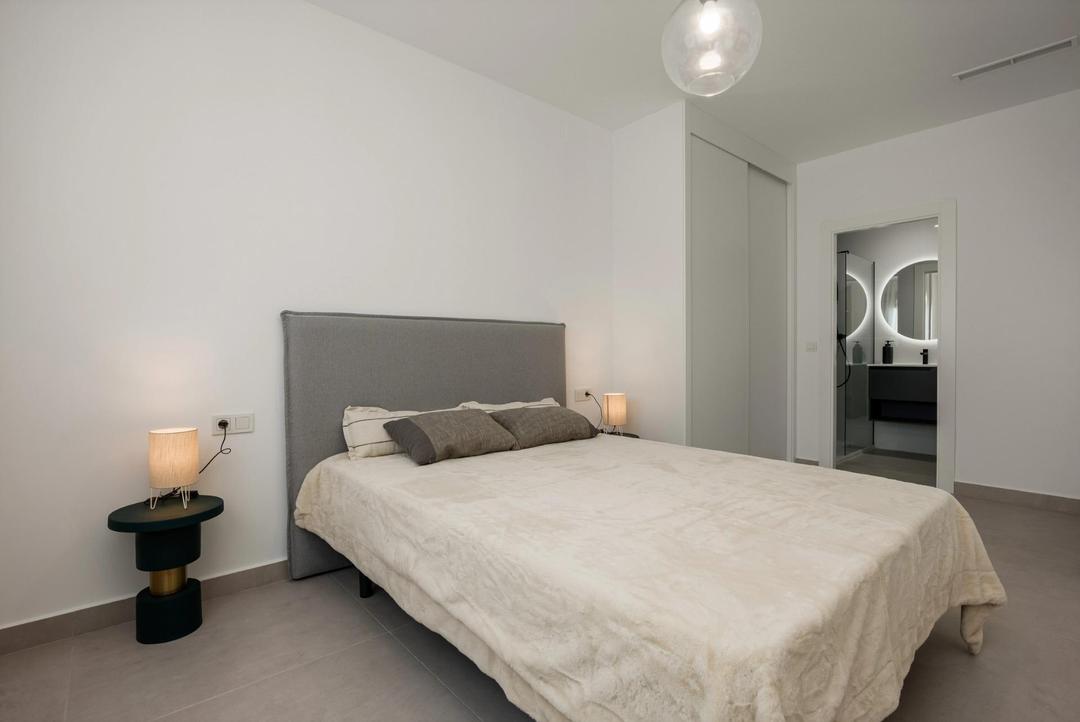 property gallery image 11